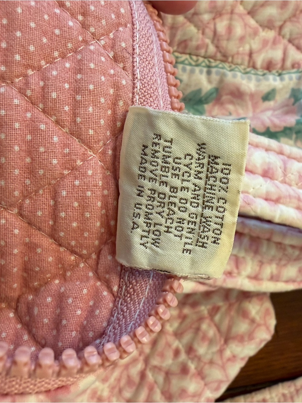 Vera Bradley Pink Delft Quilted Duffle Bag - Picture 11 of 13